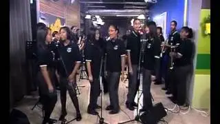 Heathfield High School Big Band Performs 'Valerie' (12.06.2012)