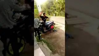 Orang gila ngamuk😂😆