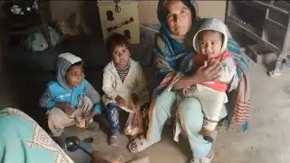 بڑی مشکل سے گھر کا چولہا جلتا ہے