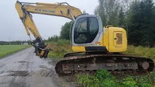 New Holland Kobelco E235SR-1ES