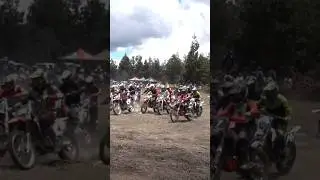 Tremendo enredon en la partida #motocross #motor #ecuador