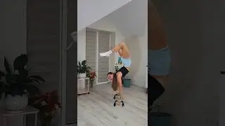 😅 THE STRUGGLE IS REAL: LEARNING HANDSTANDS 🤸&zwj;♀️ WHILE MOM EXPECTS GRANDKIDS 😬 #meme #humor #fyp