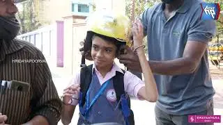 ഹെൽമറ്റ് ഇല്ലാതെ വന്നവർക്ക് സൗജന്യ ഹെൽമെറ്റ്