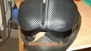 casco rivestito in fibra di carbonio 3M
