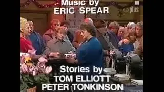 Hilda Ogden sings Silent Night with the Rovers regulars - Christmas Eve 1984