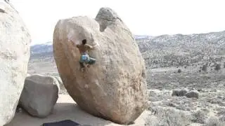 Bishop Bouldering: Soul Slinger Right (V8)