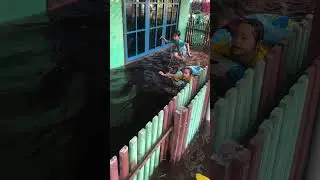 naufal abizar dan teman2 lagi main air banjir Guys rumah kami kebanjiran 😱😱‼️⁉️