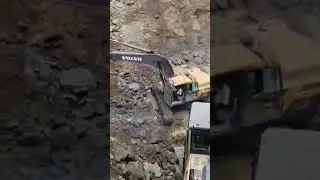 EVERDIGM Breaker & volvo Ec300 Excavator hard working