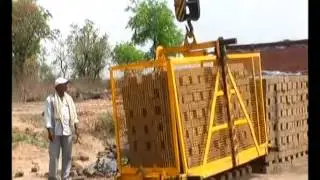 BRICKS LIFTING CRANE