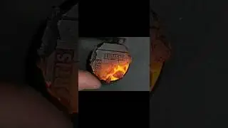 Here you have a quick lava base, part from a large chaos space marine Patreon video
