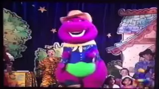 Halloween Songs: A Big Parade of Costumes