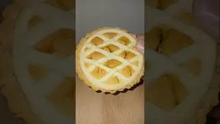 Unboxing apple pie 🥧 snack 😋..