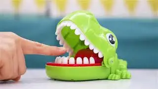 Novelty Lucky Prank Finger Board Game Crocodile Dinosaur Mouth Dentist Bite Toy Game