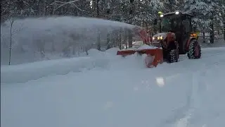 534 Blowing and Sanding At The same Time. Kubota LX2610 Tractor. LX2980 Snowblower. FSP500 Spreader.