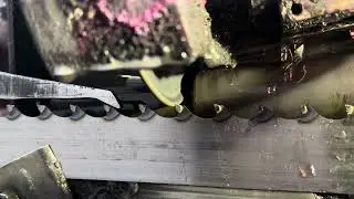 Carbide band saw blade - grinding wheel teeth (rake angle)