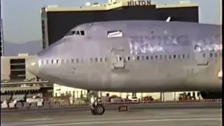 Federal Express Boeing 747-121(A/SF)
