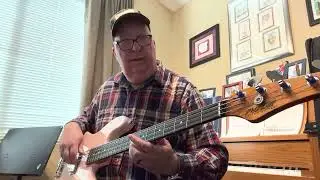 Mike Lull PT4 single pickup bass demo - with comparo to Fender P-bass