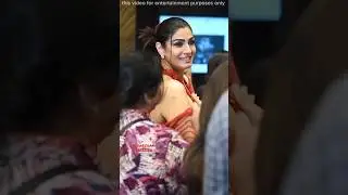 raveena tandon hot looking Ajay Devgan with fan's 4k status video #liriklagu