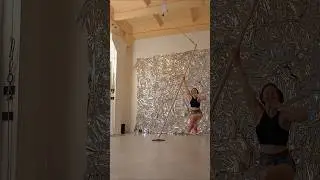 The first flight🩷#flyingpole#poleart#aerialpole#polespins#наклонныйпилон#подвеснойпилон
