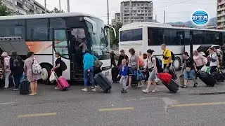 Общо 349 украински бежанци бяха транспортирани с автобуси от Сливен към буферния център в Елхово
