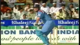 England vs Pakistan SINGER AKAI CUP 1997 (SHARJAH)*RARE HIGHLIGHTS* This is a BBC Test Mat