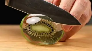 Kiwi Glass Cut So Smooth🤤😍 #asmr #relaxing #fruitcutting #oddlysatisfying #satisfying #shorts