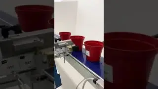 URBINATI Srl - Labelling machine EAS: for labelling pots and trays on move