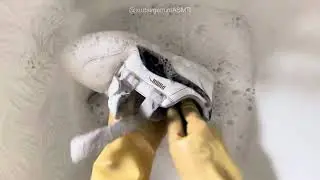 ASMR sudsy soap water brushing and cleaning trainer shoe #asmr #asmrbrushing #asmrsudsysponge 
