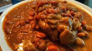 CANNED PINTO BEANS WITH PIGS FEET RECIPE!