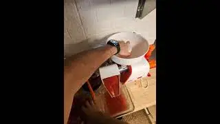 #rayban #meta #makingtomatojuice #freshtomatoes #canningprocess #westonjuicer
