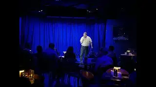 YOUR COMEDY MINUTE WITH BILL DOUGLAS #StandUp #Comedian #Teacher #NewHampshire #Wisconsin #Humor