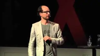 Playing with pigs: Clemens Driessen at TEDxHanzeUniversity