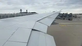 Pushback, Engine Start, & Taxi! | United Airlines | Boeing 777-200 | Chicago to Denver | Economy