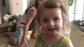 Episode 7: unicorn chip cookies with Elsa