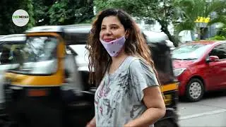 SHEFALI JARIWALA & SAMBHAVNA SETH SPOTTED AT STARBUCKS  CAFE