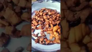 #tasty#hand crunchy#kya chij hai aap log comment mein bataiyega