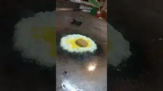 Egg #egg #eggrecipe #eggs #eggomelette #food #cooking #trending #viral #trend #youtubeshorts #foodie