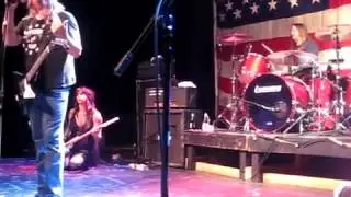 Nashville Pussy Nitrosonic recording in Lexington