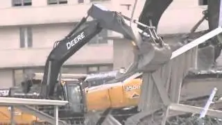 Crews pick up pace of vacant hospital demolition