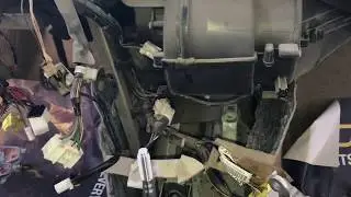 How To Replace Evaporate Toyota Yaris 2014 to 2019 In Hindi