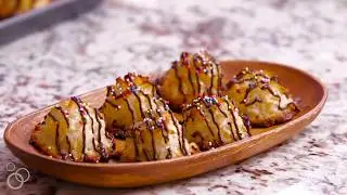 3-Ingredient Coconut Macaroons