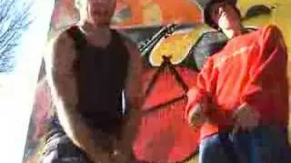 Clip M.O.P. 