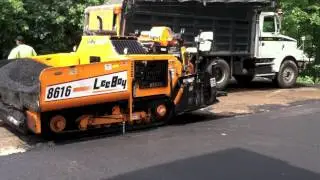 LeeBoy 8616 Paving Vermont Strong - KickinAsphaltFilms