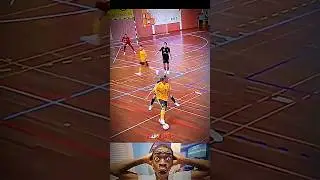 pivot skills 🥶 #futsal #skills #shorts #footballskills&lrm;