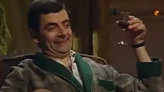Mr Bean's Cosy Fireside! 🔥 | Mr Bean Funny Clips | Mr Bean Official