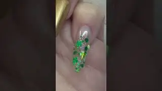 How to lay chunky glitter FLAT on the nail! Works with all product types!