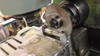 Slitting saw on Deckel FP2