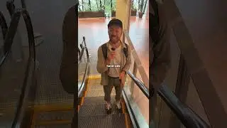 Japan&rsquo;s Escalator Etiquette: Stand Left, Walk Right