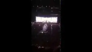 Beginning of 1D concert