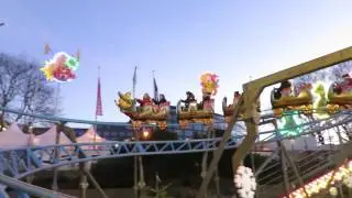 Маленькие американские горки Рождественский рынок в Р...